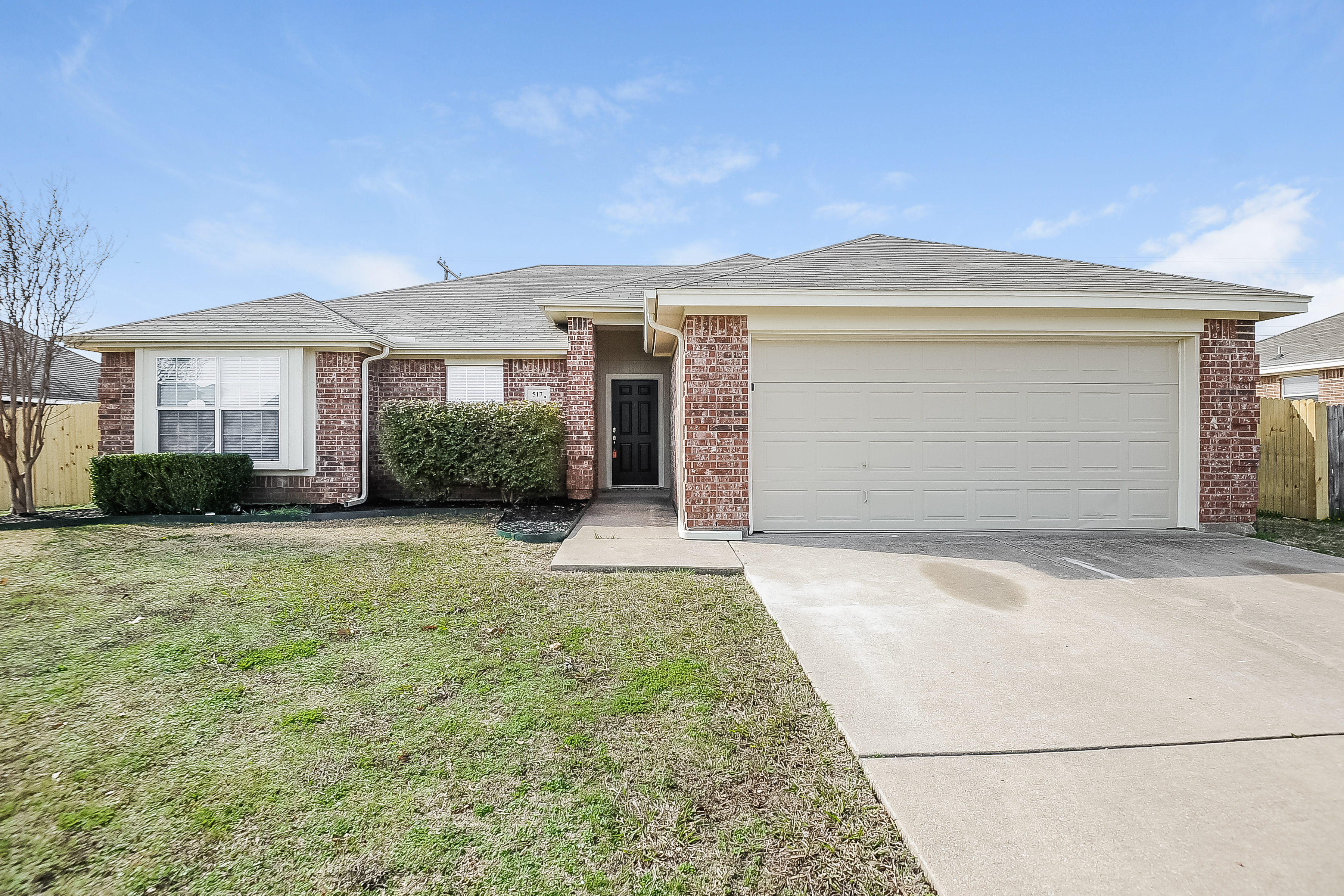 517 Bretts Way Burleson, TX 76028